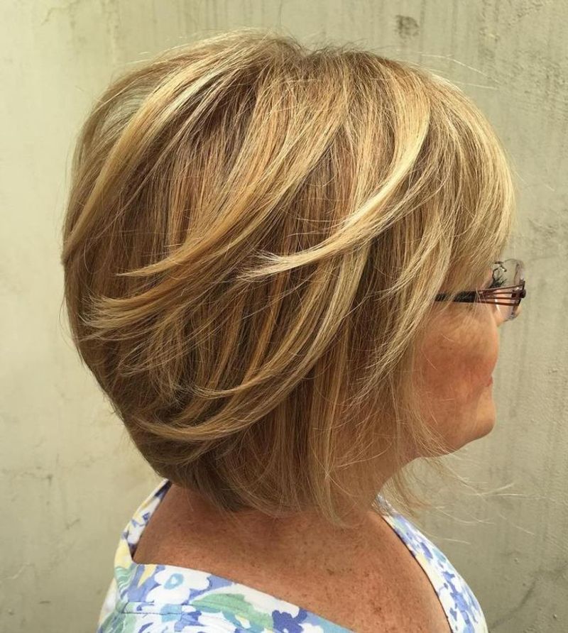 Feathered Cut with Highlights