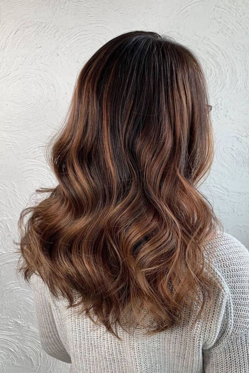 Sandy Brown Waves with Soft Layers