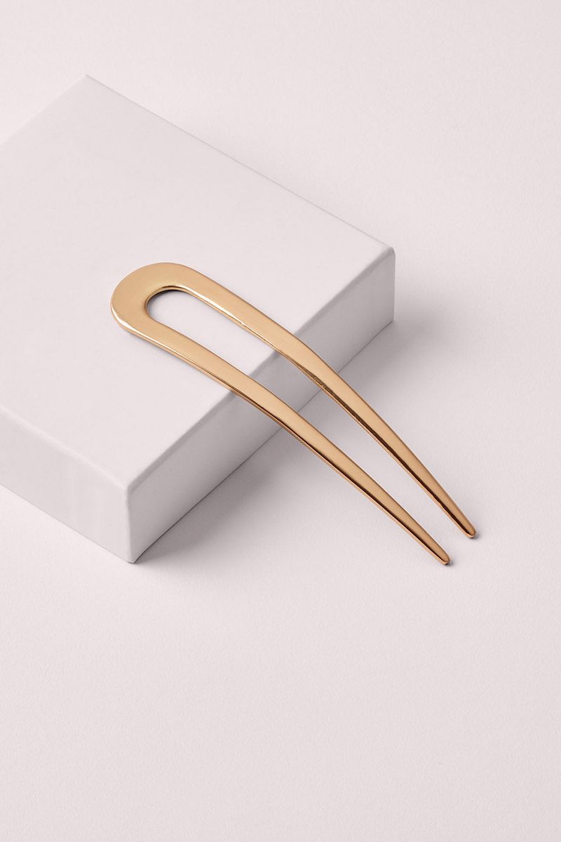 Sleek Gold Hairpin