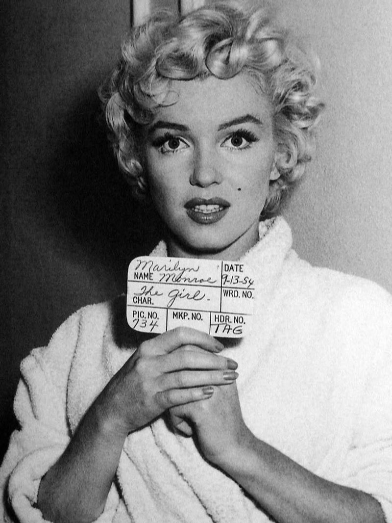 The Marilyn Monroe Curl