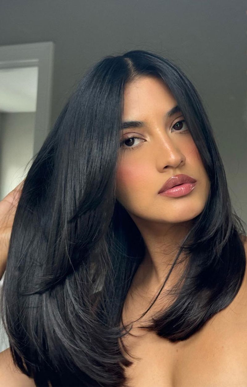 Try: The Sleek Layered Cut
