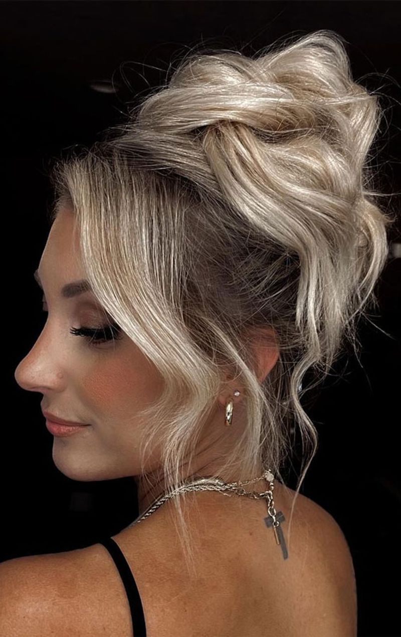 Messy Bun