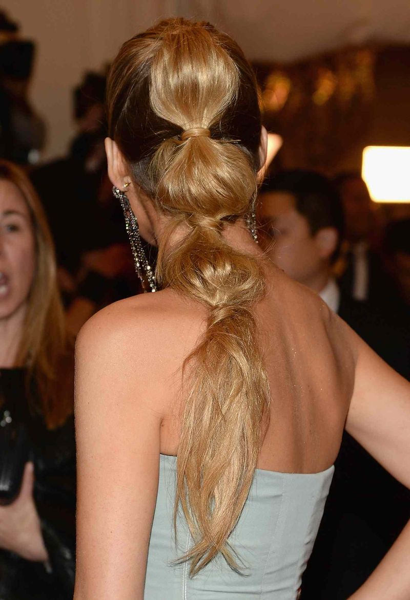 Bubble Ponytails
