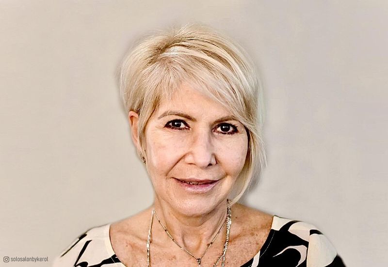 Chic Asymmetrical Pixie