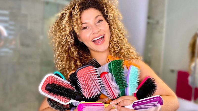 Detangling with Care