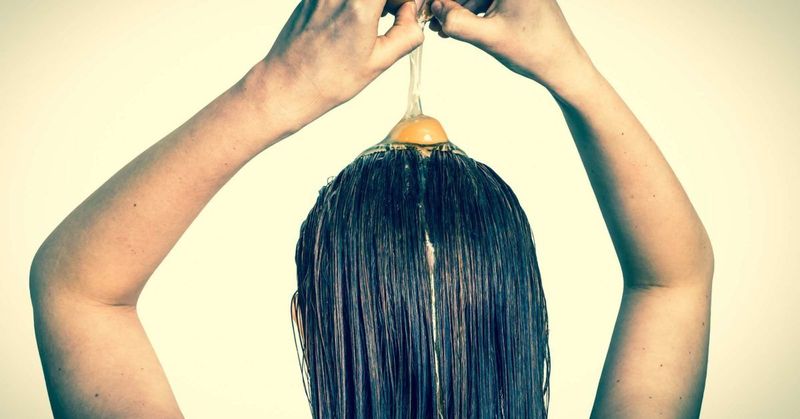 Egg Yolk Strengthening Mask