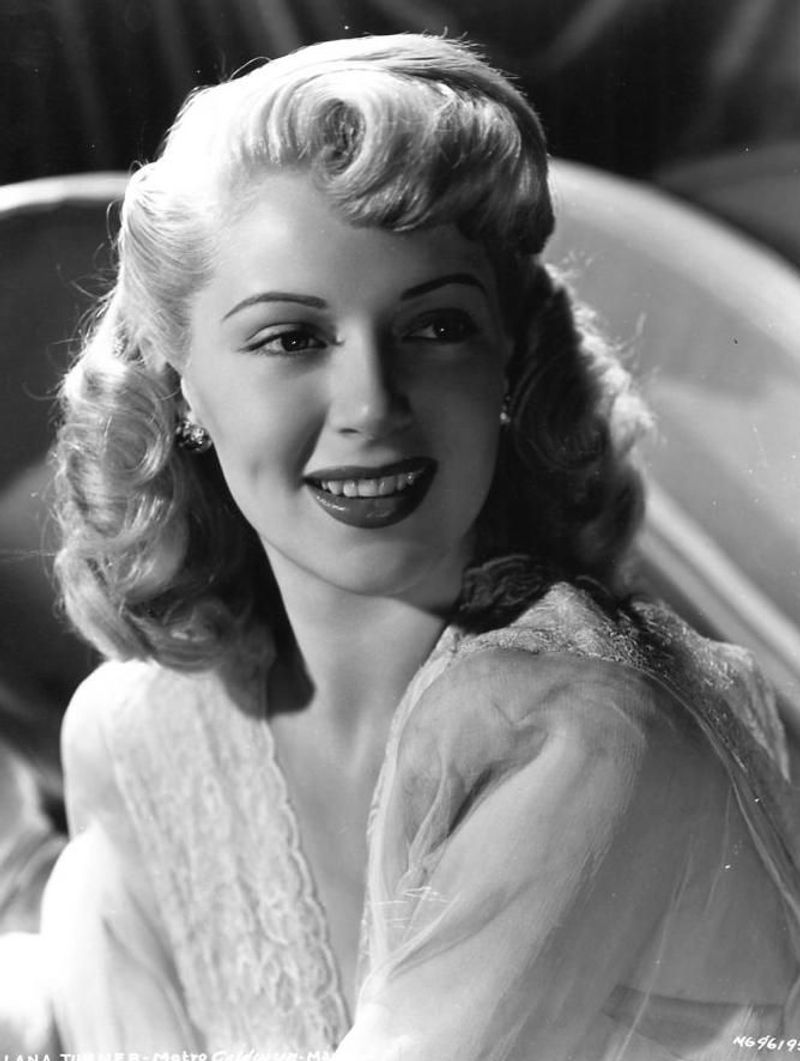 Lana Turner’s Pin Curls