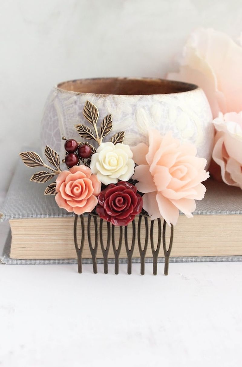 Vintage Floral Comb