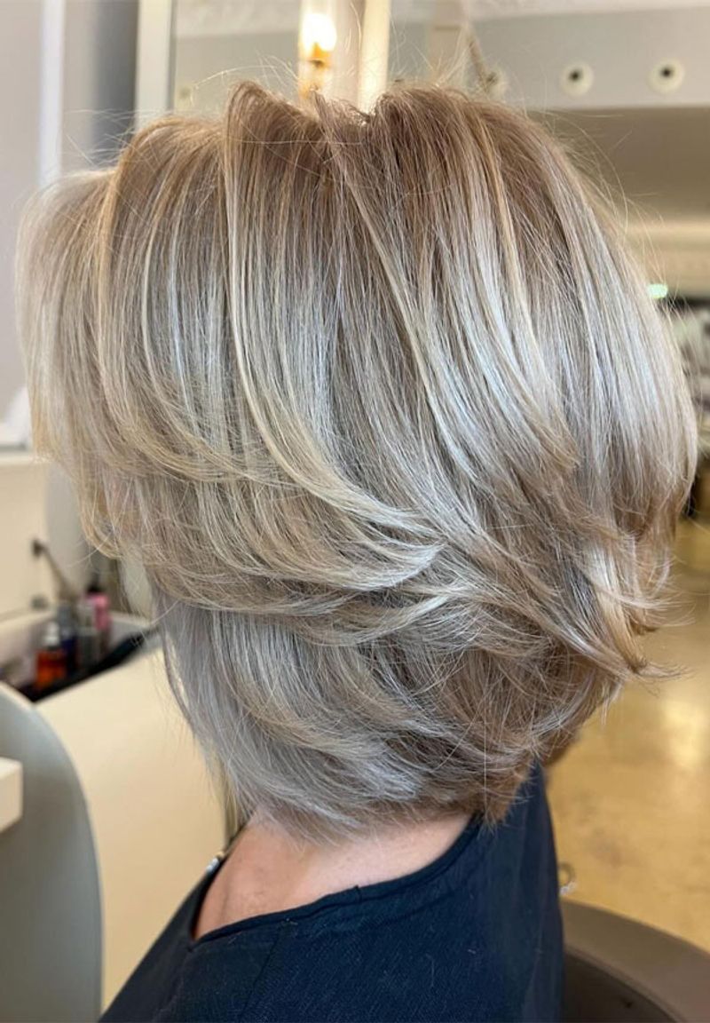 Bob with Feathered Layers