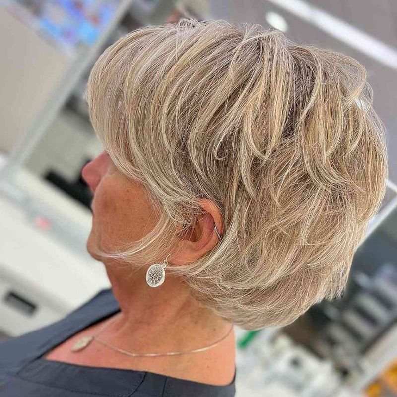 Layered Feathered Pixie