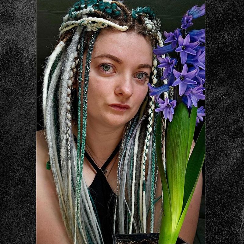 Loose Braid Accents