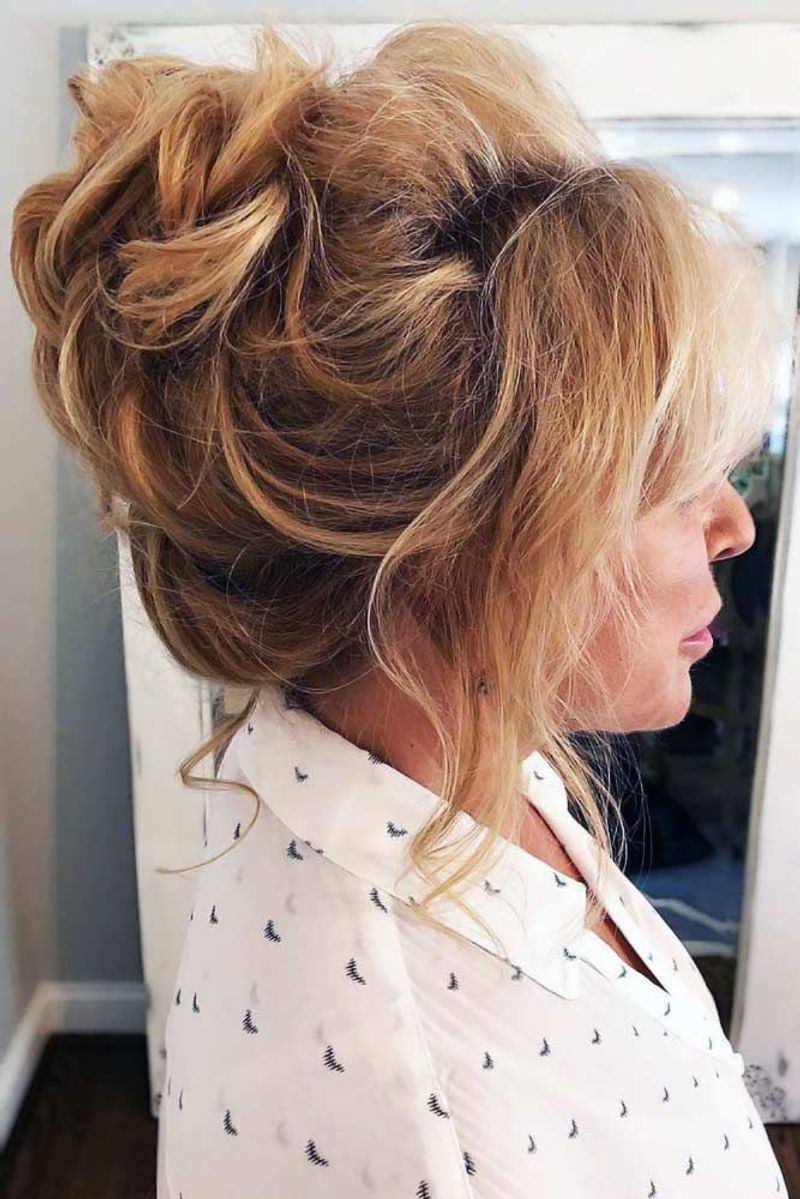 Messy Bun