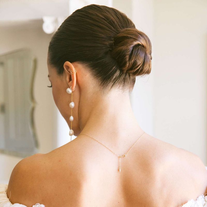 Minimalist Sleek Bun