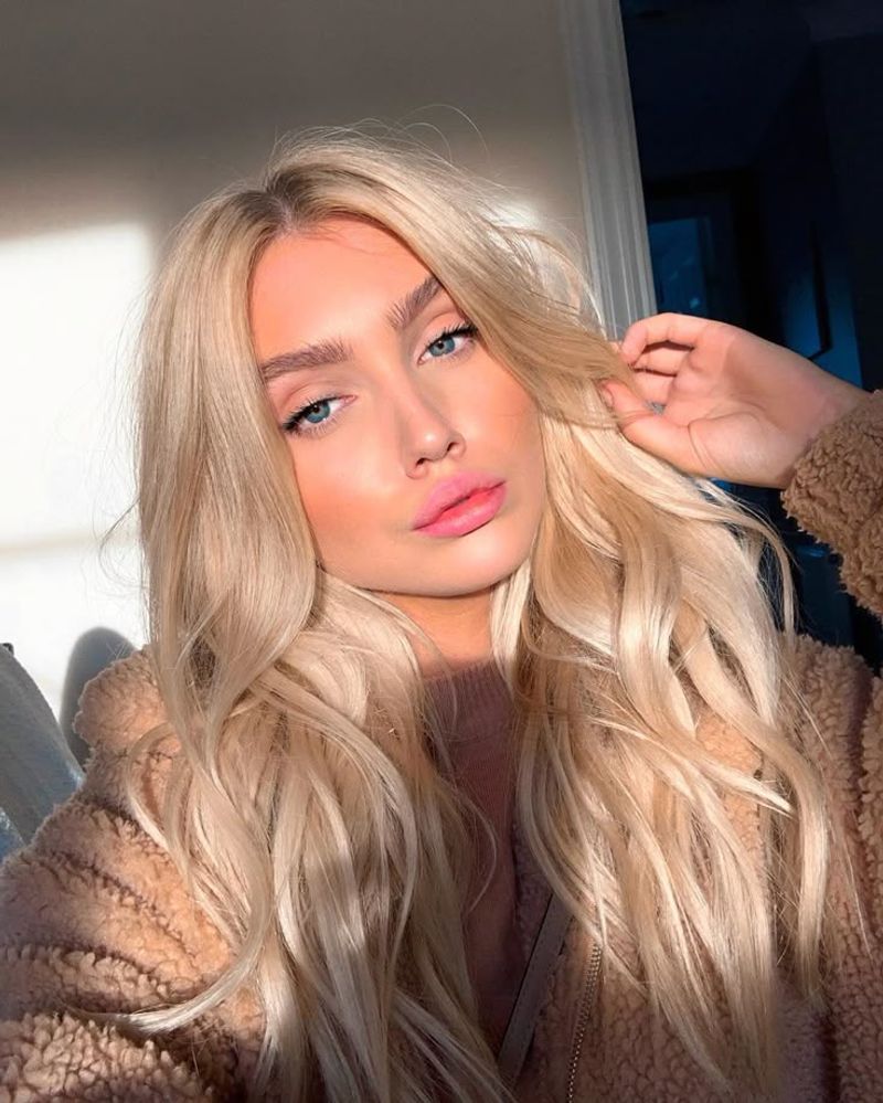 Old Rule: Blonde is Better