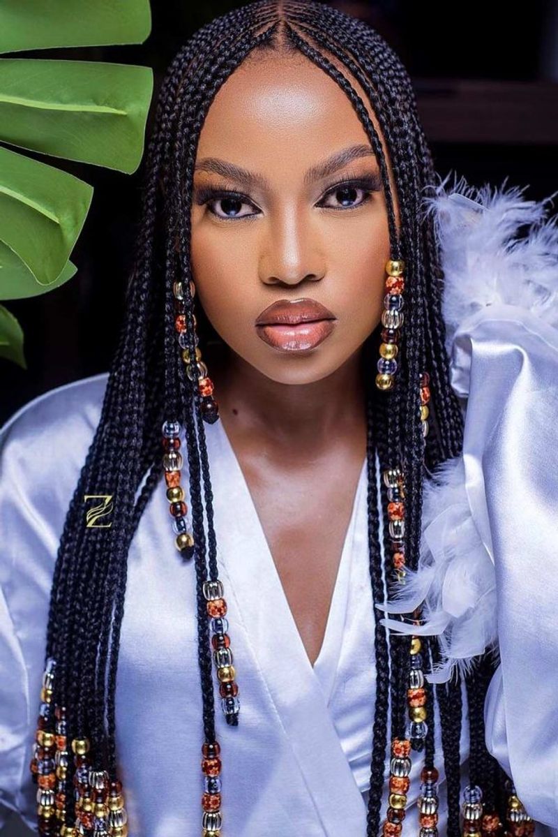 Reflective Braids with a Sleek Touch
