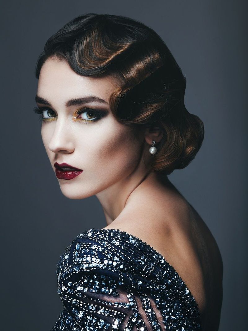 Retro Finger Waves