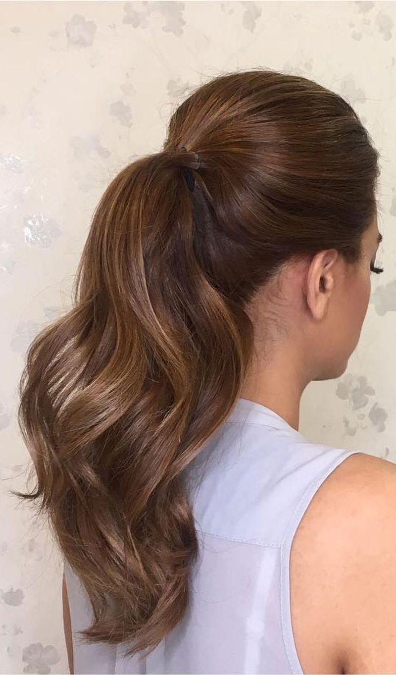 Low Ponytail with Volume