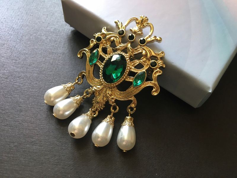 Elegant Brooches
