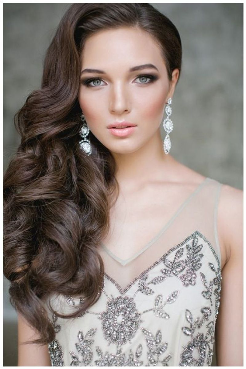 Elegant Side Sweep
