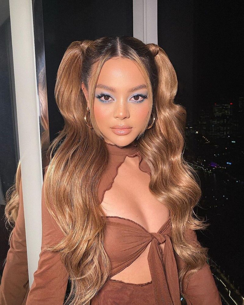The Playful Pigtails