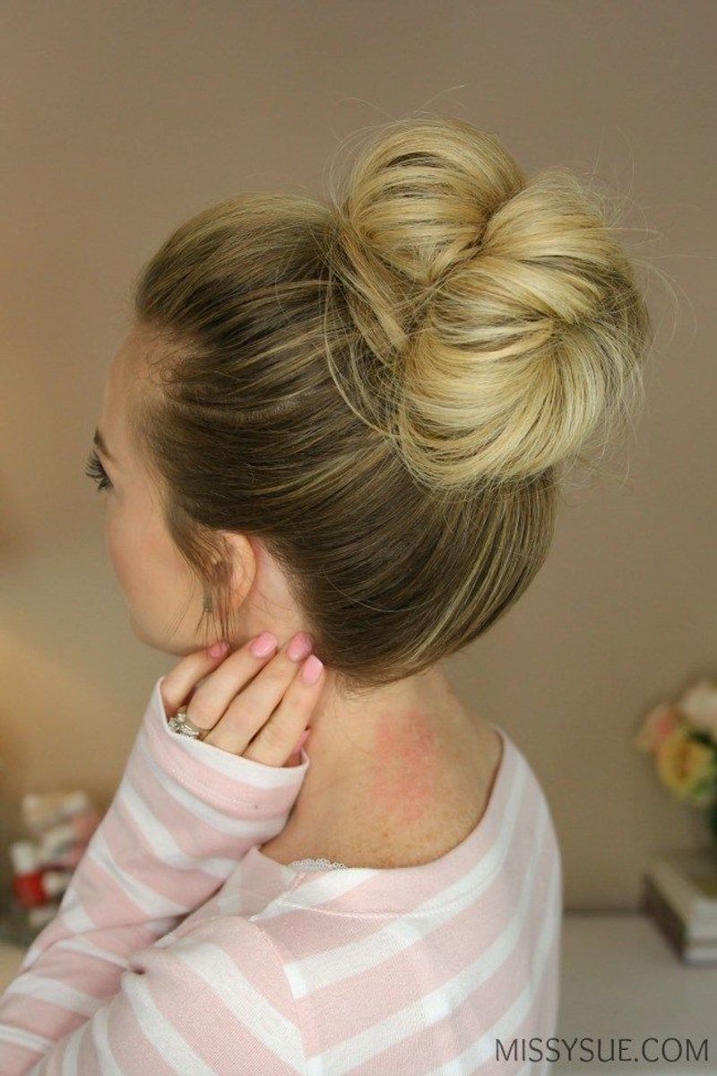 The Effortless Top Knot