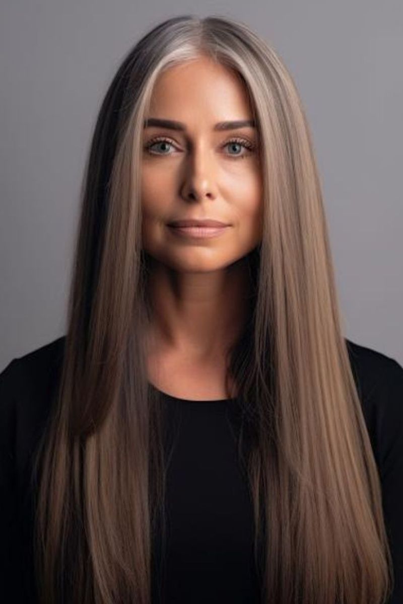 The Sleek Straight Cut