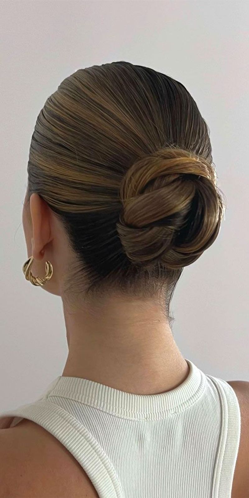 The Elegant Updo: Move on from Jennifer Lopez's High Pony