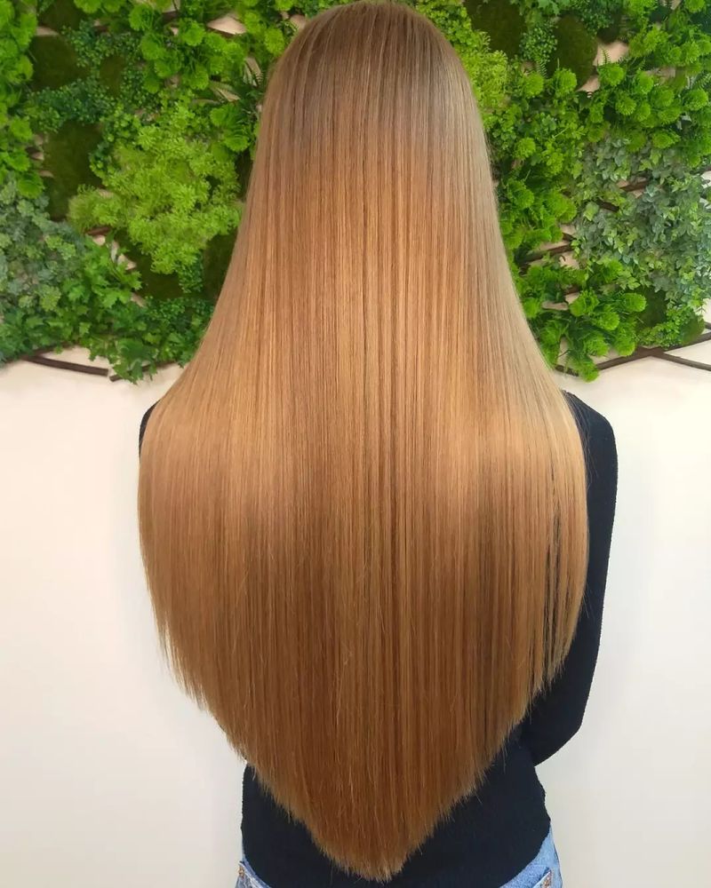 Sleek V-Cut Shine
