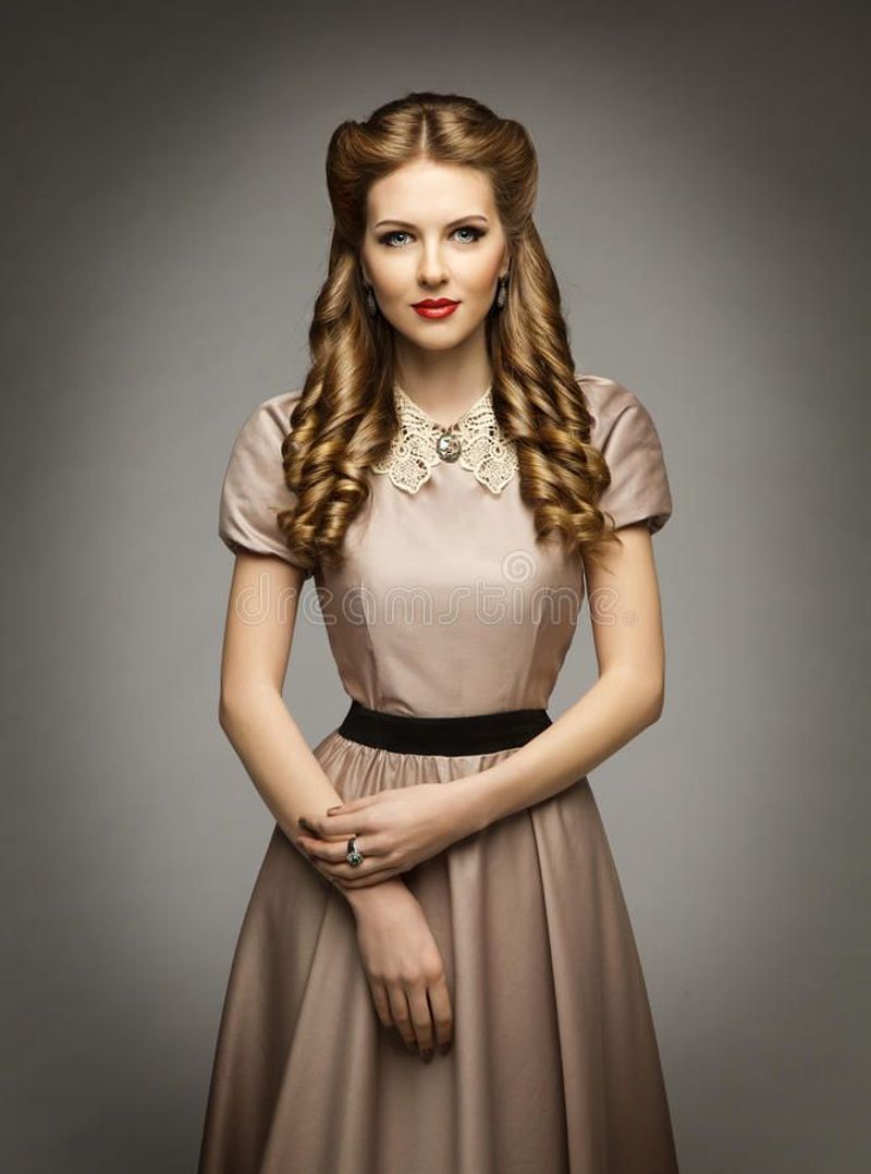 Victorian-Inspired Ringlets