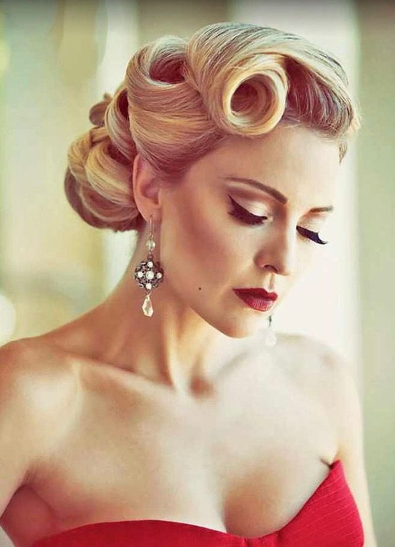 Vintage Victory Rolls