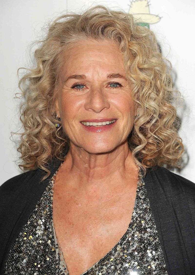 Voluminous Curls