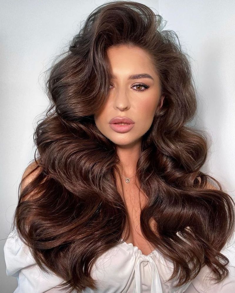 Voluminous Curly Waves