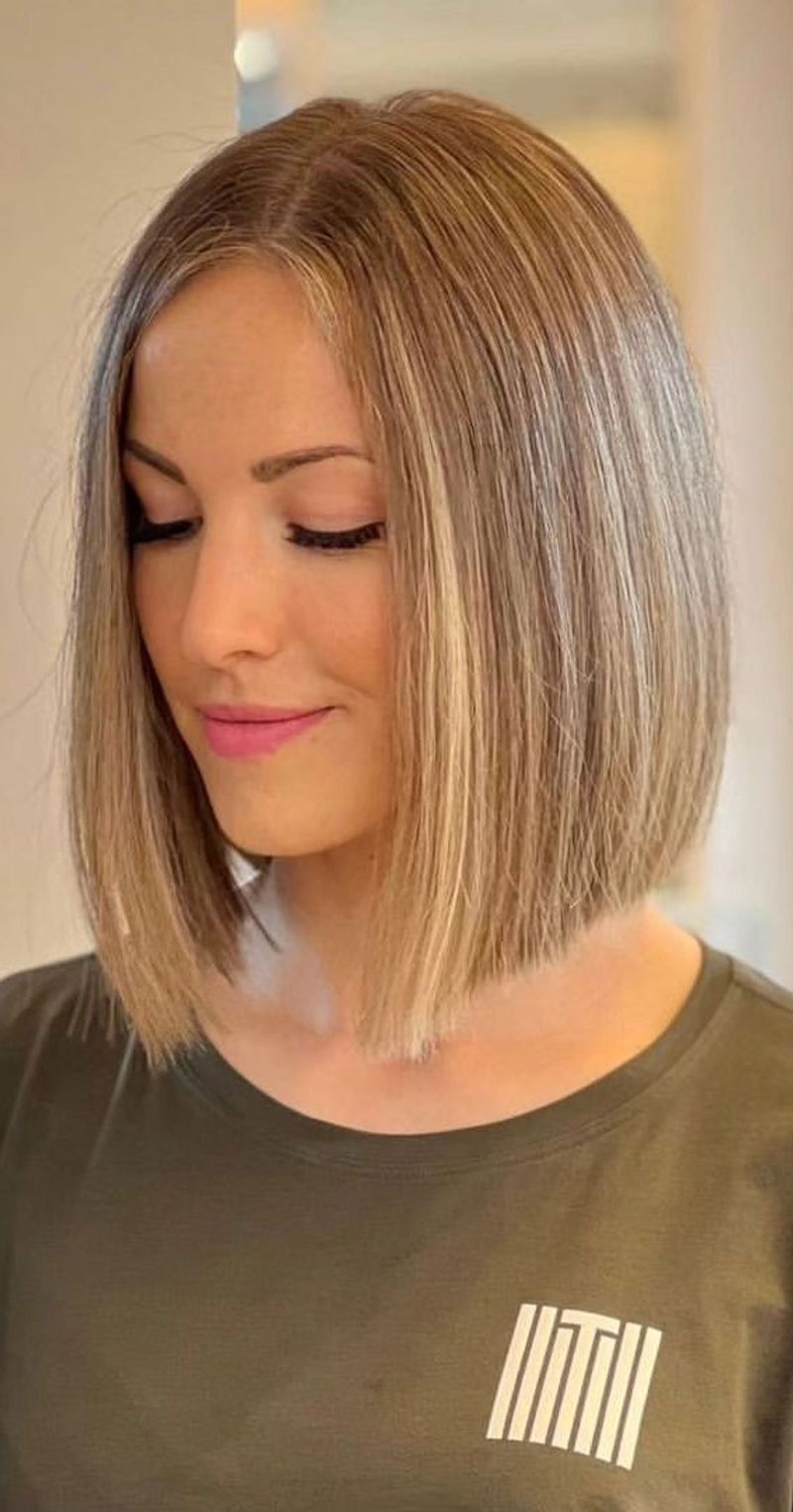 The Sleek Bob