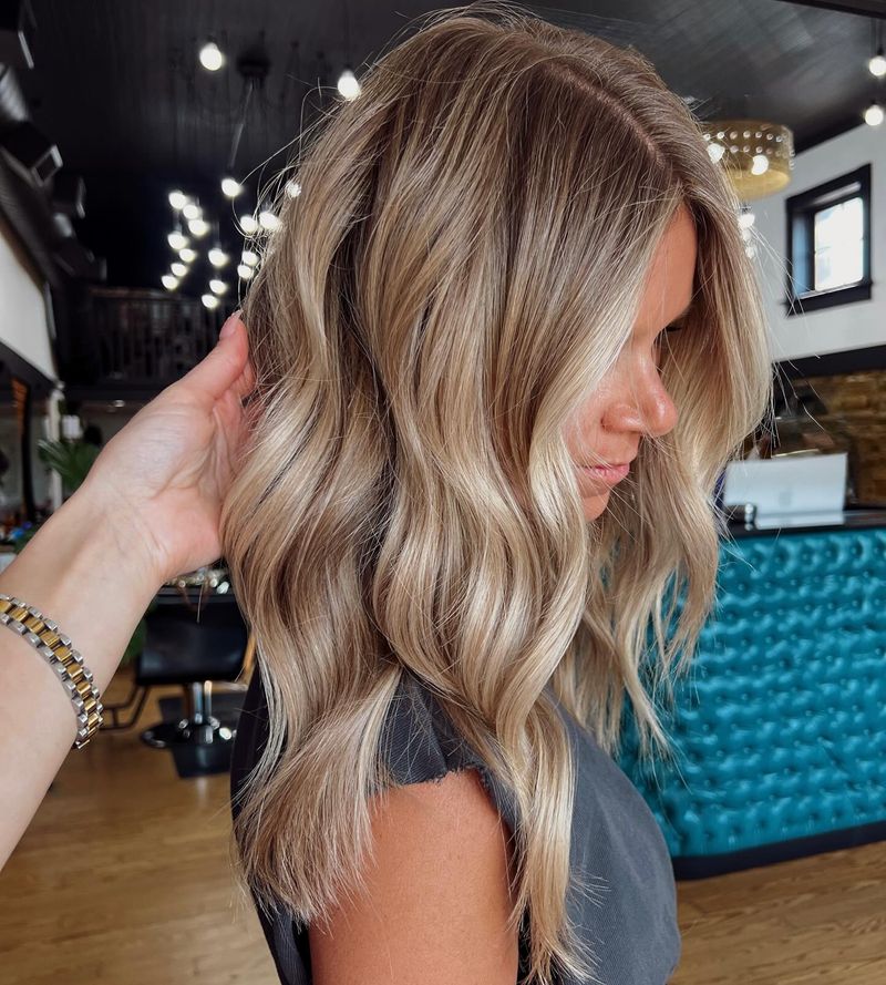 Classic Suede Blonde