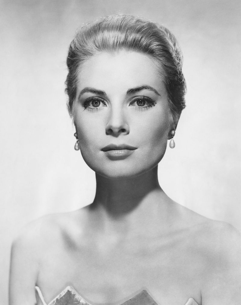 Grace Kelly's Elegant Updo