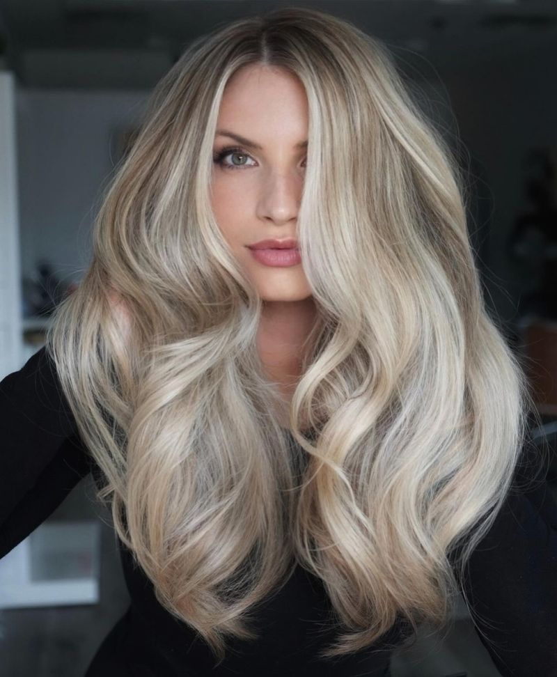 Beige Blonde Softness