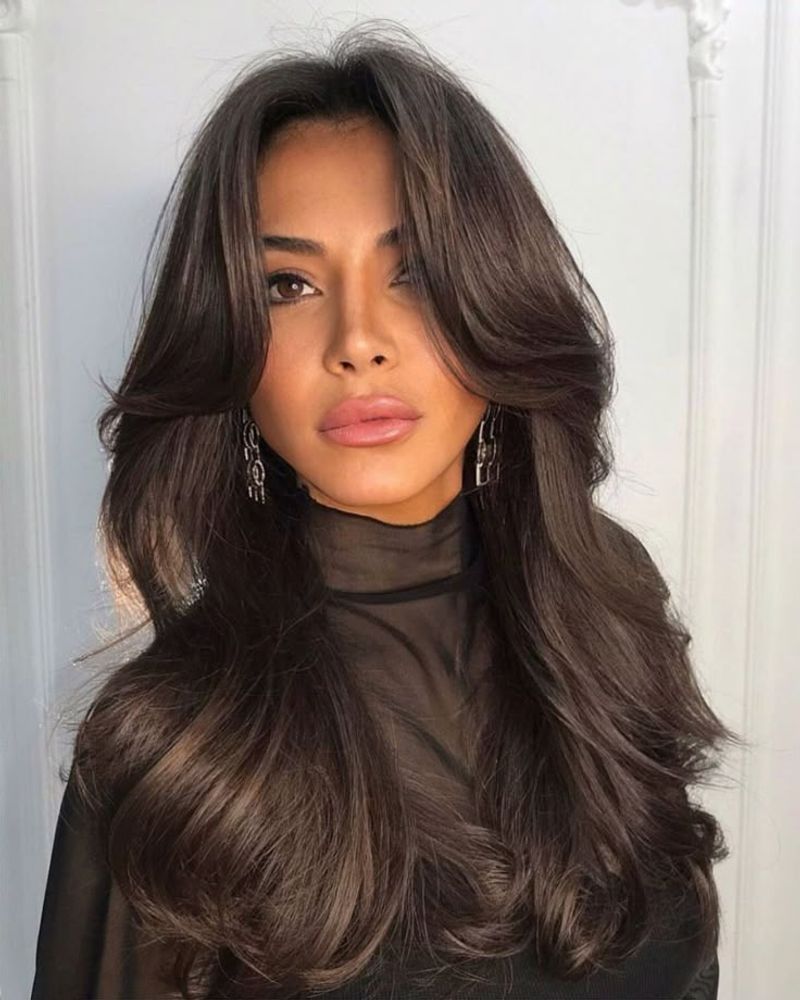 Bouncy Curtain Bangs