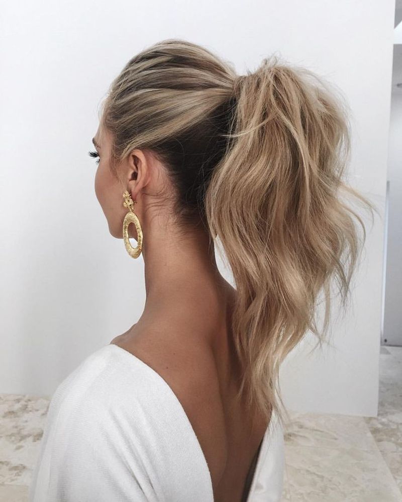 Chic High Ponytail