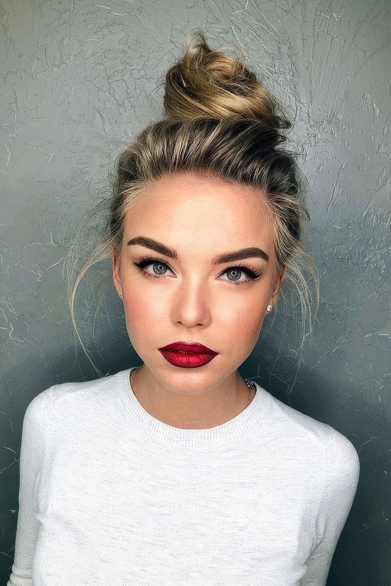 Chic Top Knot