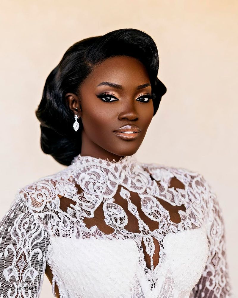Regal Beehive