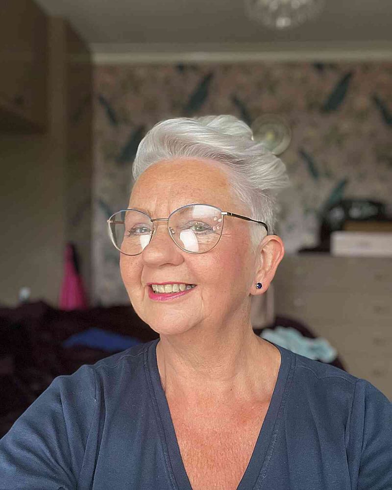 Modern Pompadour