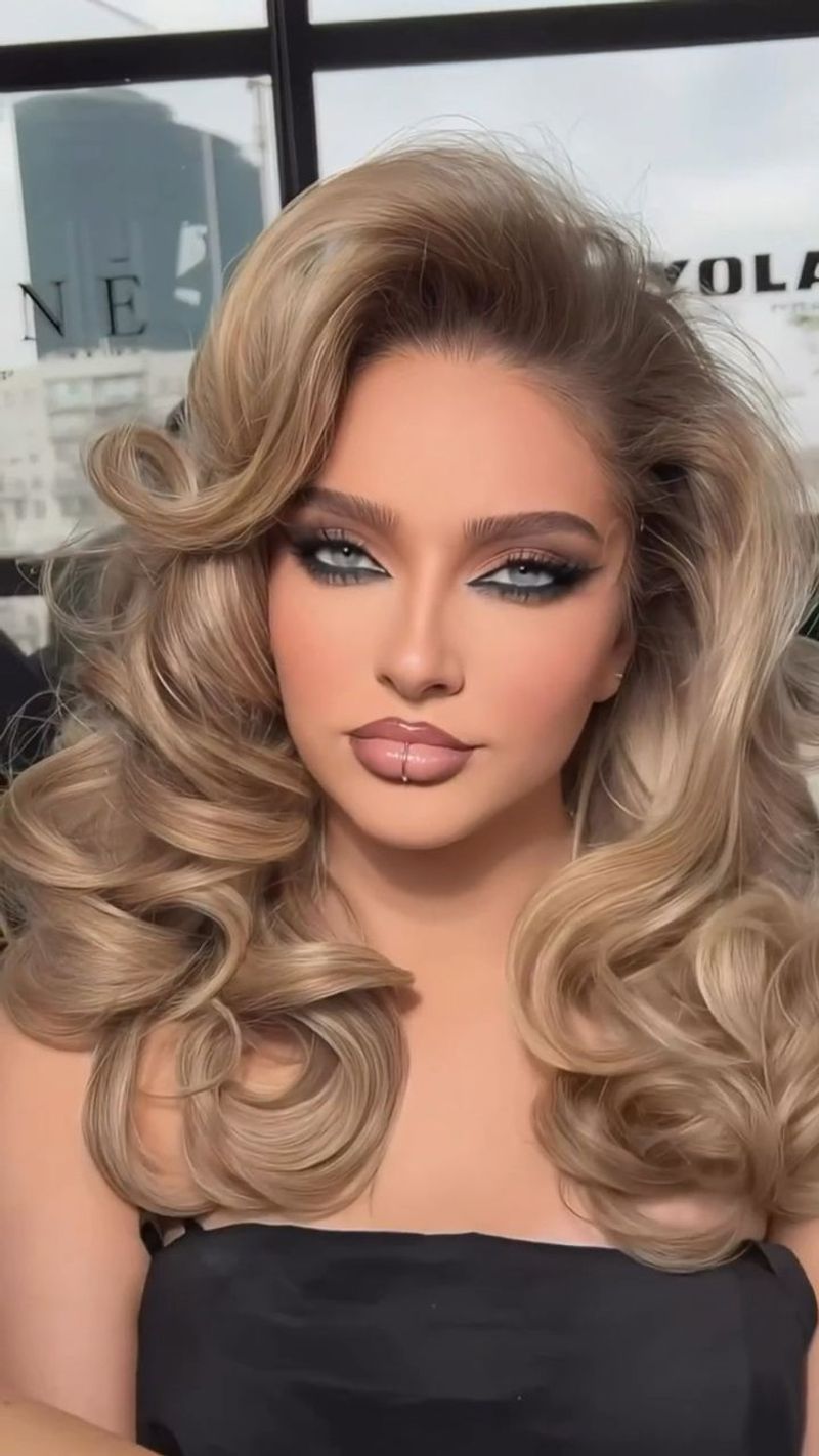 Classic Hollywood Curls