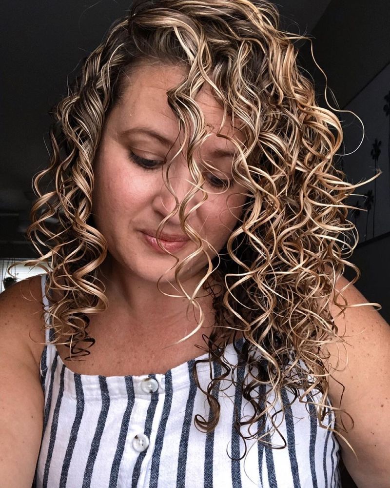 Crunchy Gel Curls
