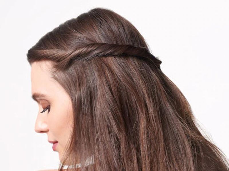Half-Up, Half-Down Twist