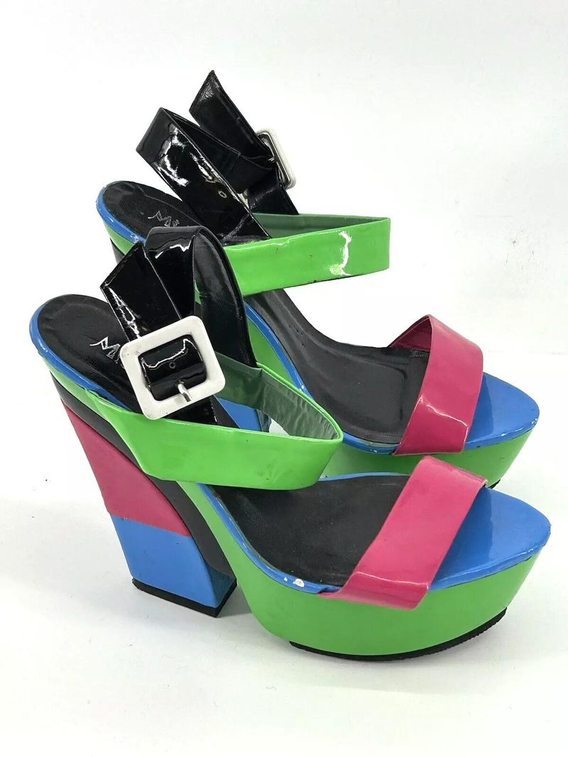 Outdated: Neon Wedges