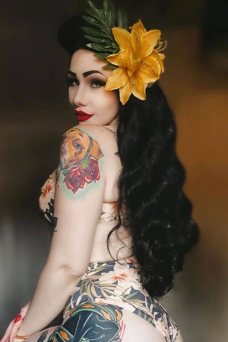 Retro Pin-Up Style