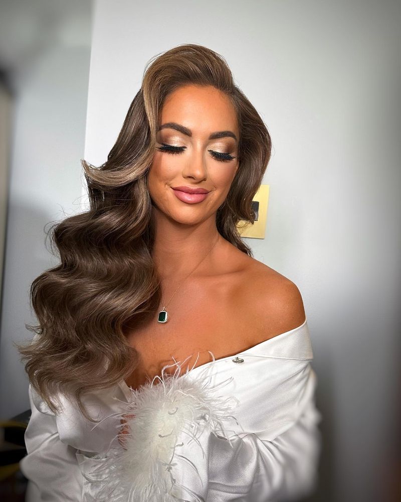 Glamorous Hollywood Waves