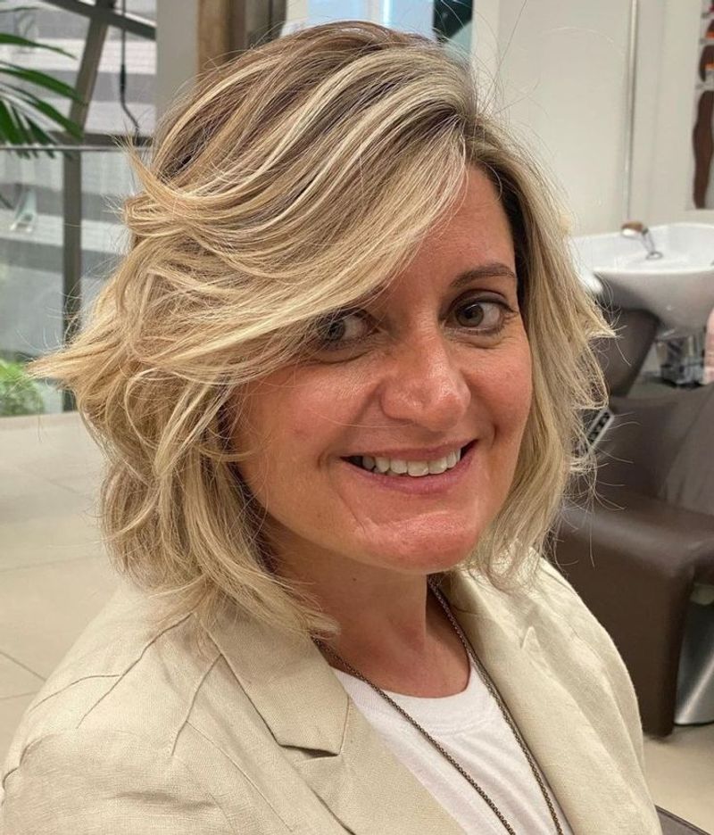 Layered Lob with Side Bangs