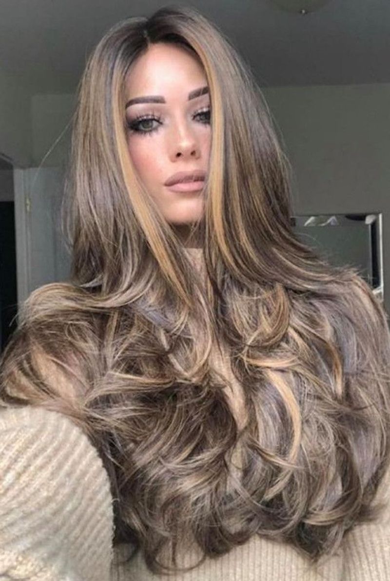 Smoky Gold Allure