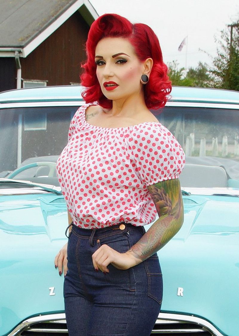 Retro Pin-Up Faux Bob